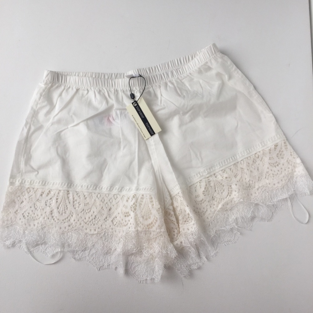 New TOPSHOP Lydia Lace Shorts - Picture 3 of 7